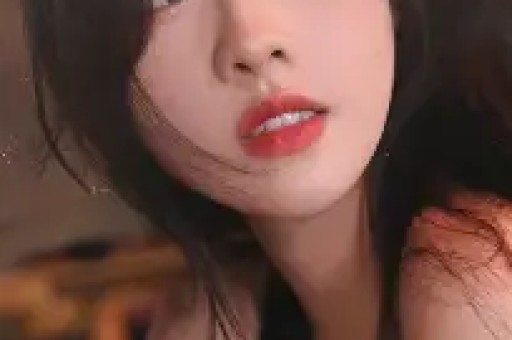 于正和朋友庆祝48岁生日董璇、古力娜扎等明星也在场