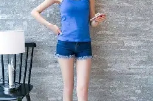 24小时4大瓜！曝偷税漏税、婚内出轨、女顶流直播擦边个个离谱